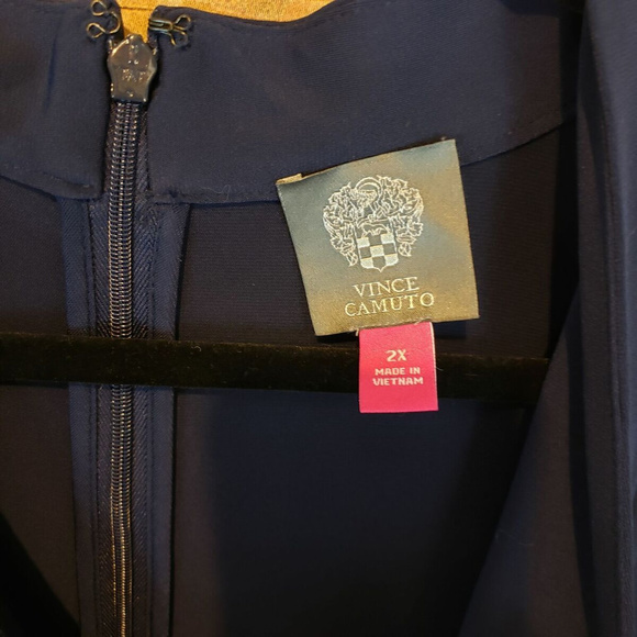 Vince Camuto Cinched Waist Plus Size Jumpsuit - Picture 5 of 7